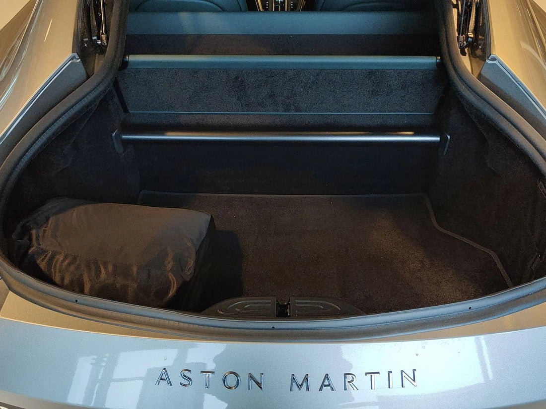 ASTON MARTIN VANTAGE