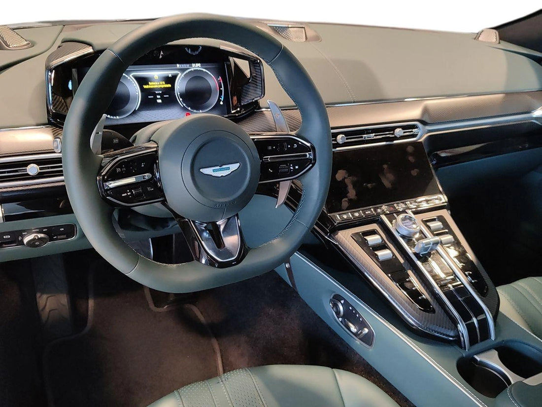 ASTON MARTIN VANTAGE